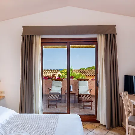 Sant'elmo Hotell 4*