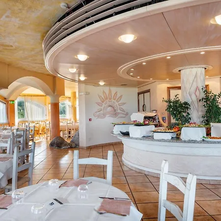 Hotel Sant'elmo 4*