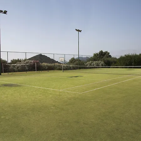 Sant'elmo מלון קסטיאדס